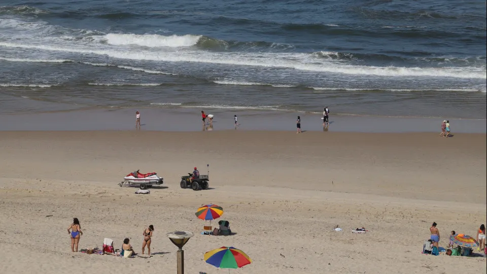 Buscas na Praia da Vieira