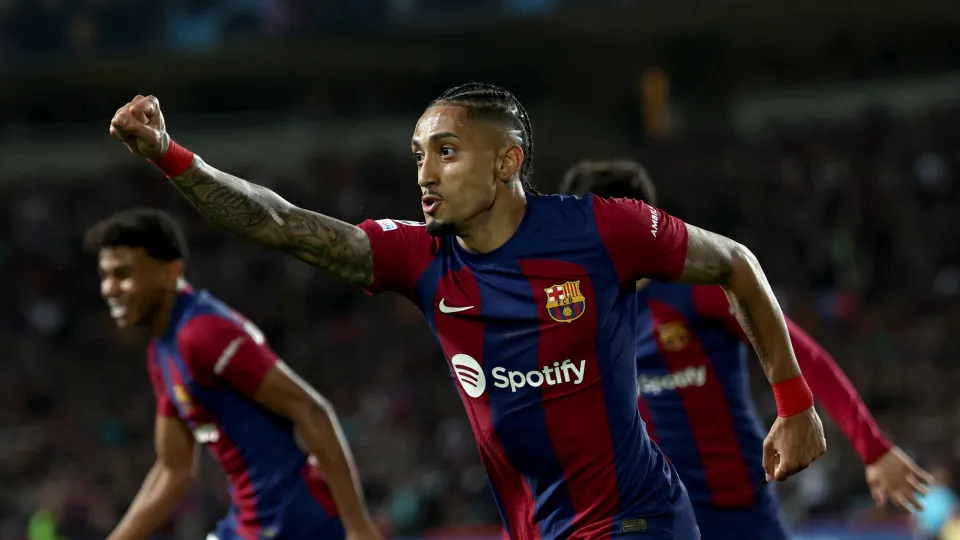 Fim de linha para ex-Sporting no Barcelona. Há substituto em vista