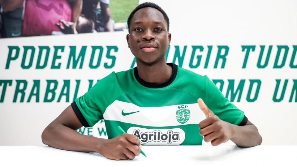 Official: Sporting "ties up" a promising player who has Cristiano Ronaldo as an idol