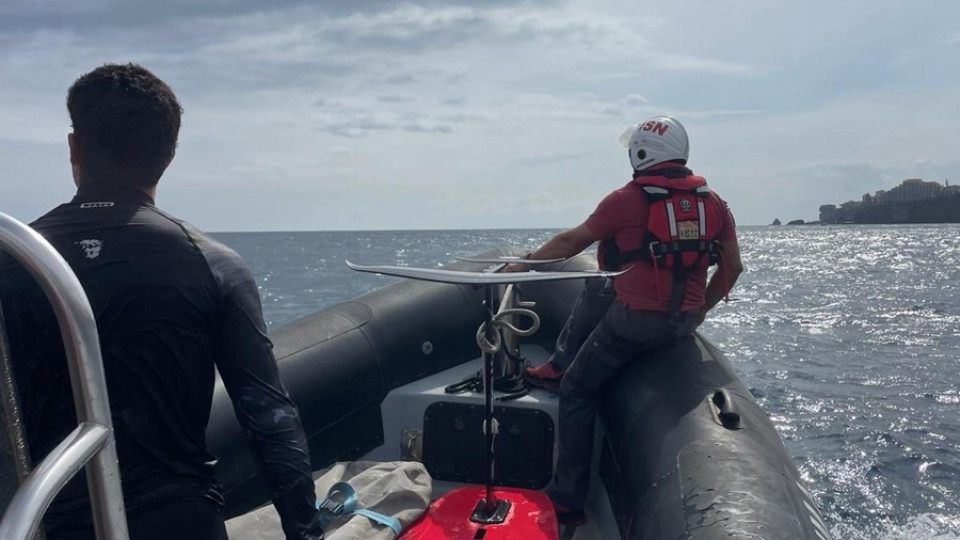 Praticante de desporto náutico "em dificuldades" resgatado no Funchal