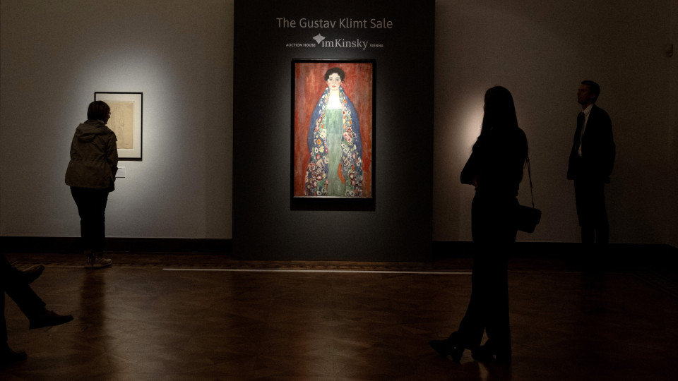 Quadro de Gustav Klimt leiloado por 30 milhões de euros em Viena