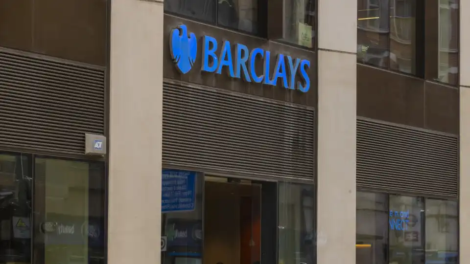 Lucro do Barclays cai 1% para 5.221 milhões até setembro