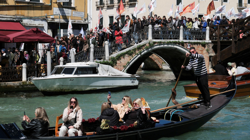 Agora, paga-se para visitar Veneza. Este foi o 1.º turista a fazê-lo