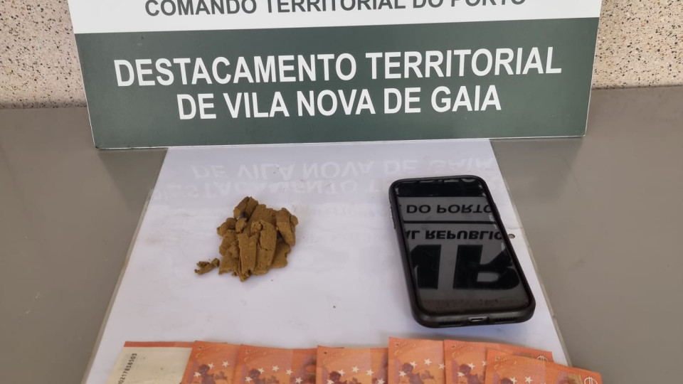 21-year-old arrested after being caught with drugs in Gaia