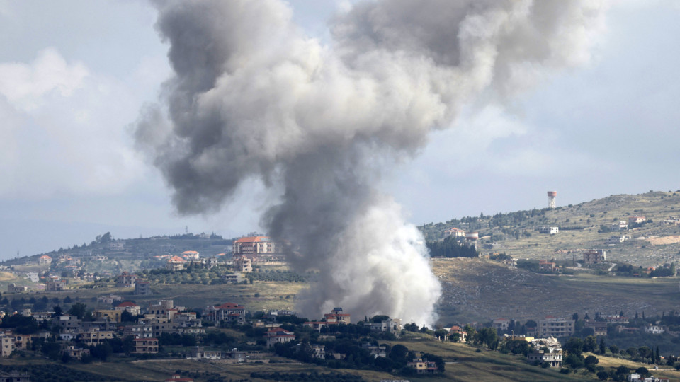 Israel detetou lançamento de 100 'rockets' desde o Líbano