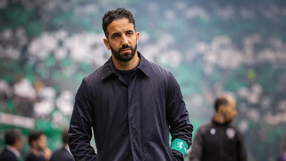 Maresca já pensa no United... com Amorim: "Vejo muitos jogos do Sporting"