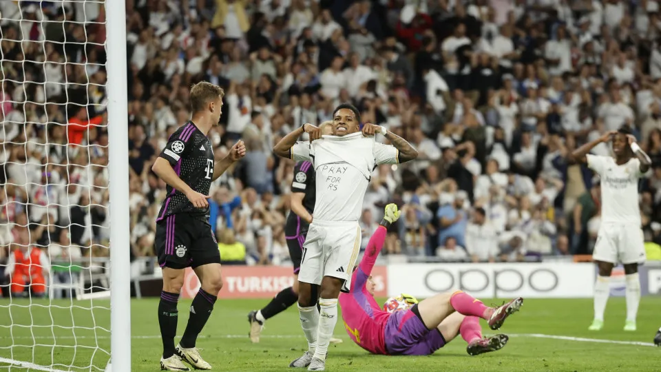 "Pray for RS". Rodrygo mostra mais do que o suposto no Real Madrid-Bayern