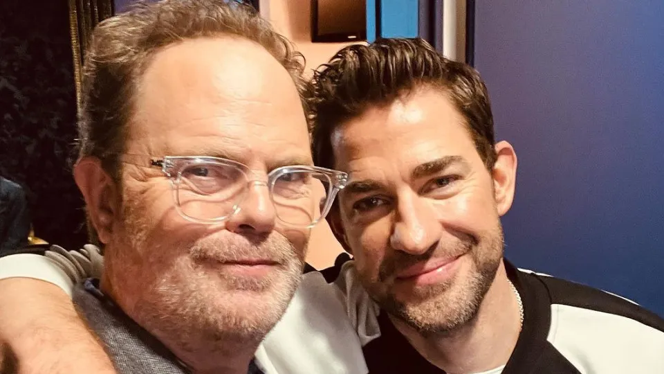 'The Office'. Rainn Wilson e John Krasinski (Dwight e Jim) reúnem-se