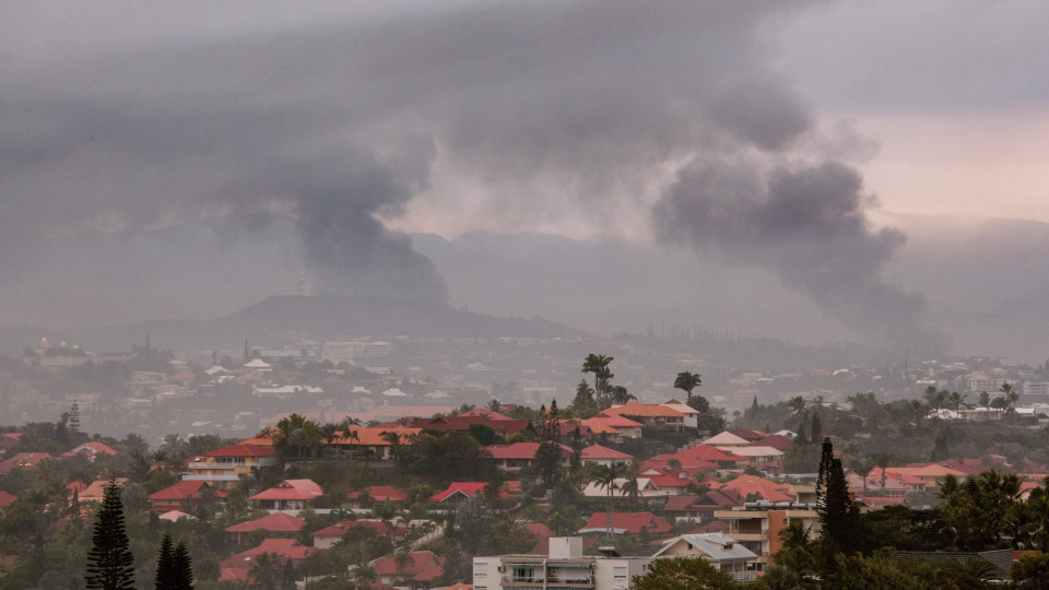 Estado de emergência na Nova Caledónia devido a confrontos mortais