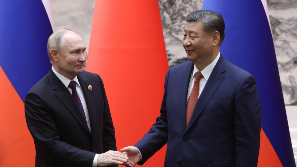 Putin e Xi Jinping voltam a reunir-se e confirmam sintonia política