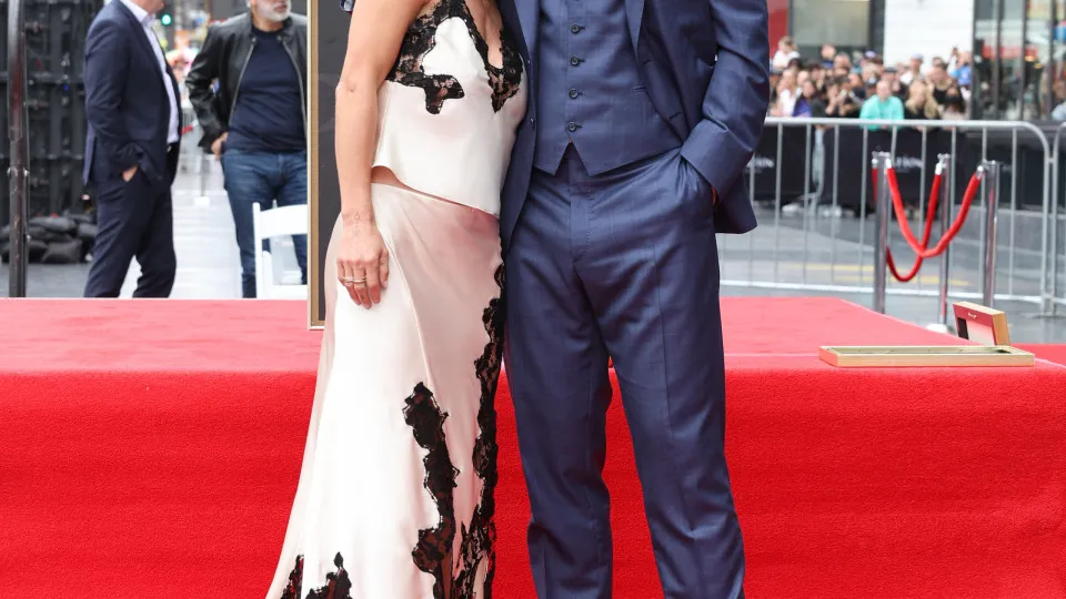 HOLLYWOOD, CALIFORNIA - MAY 23: Elsa Pataky (L) and Chris Hemsworth seen at the ceremony honoring Chris Hemsworth with a Star on the Hollywood Walk of Fame on May 23, 2024 in Hollywood, California. (Photo by Eric Charbonneau/Getty Images for Warner Bros.)