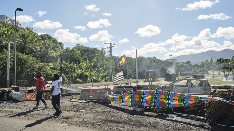 Man shot dead by police north of New Caledonia capital