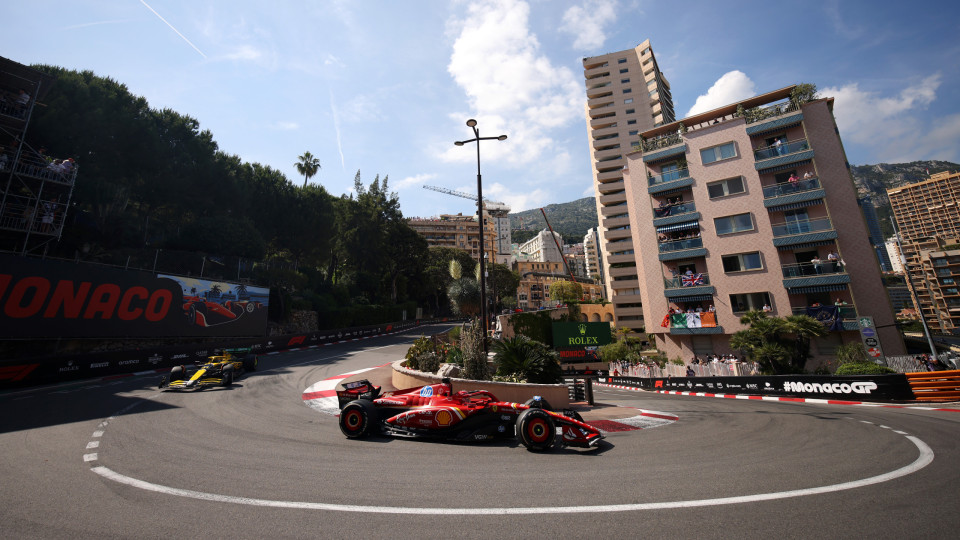Leclerc vence GP do Mónaco 'avermelhado' do início ao fim
