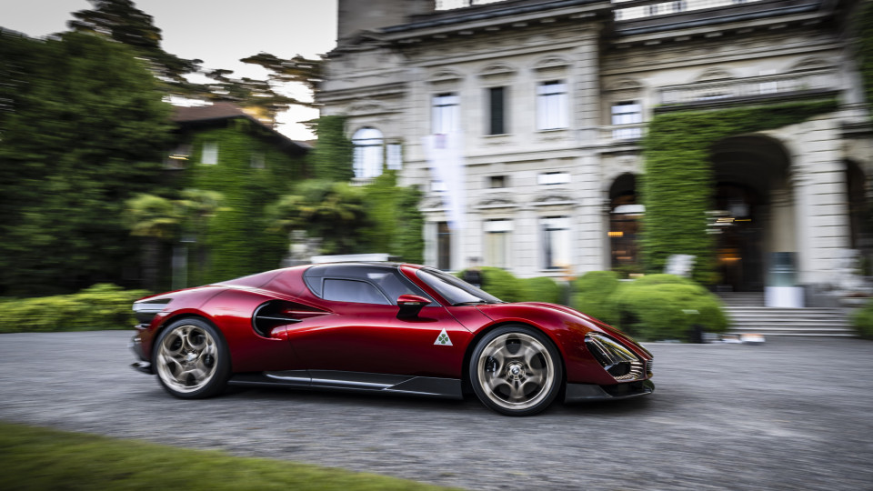 Alfa Romeo 33 Stradale awarded at Villa d'Este