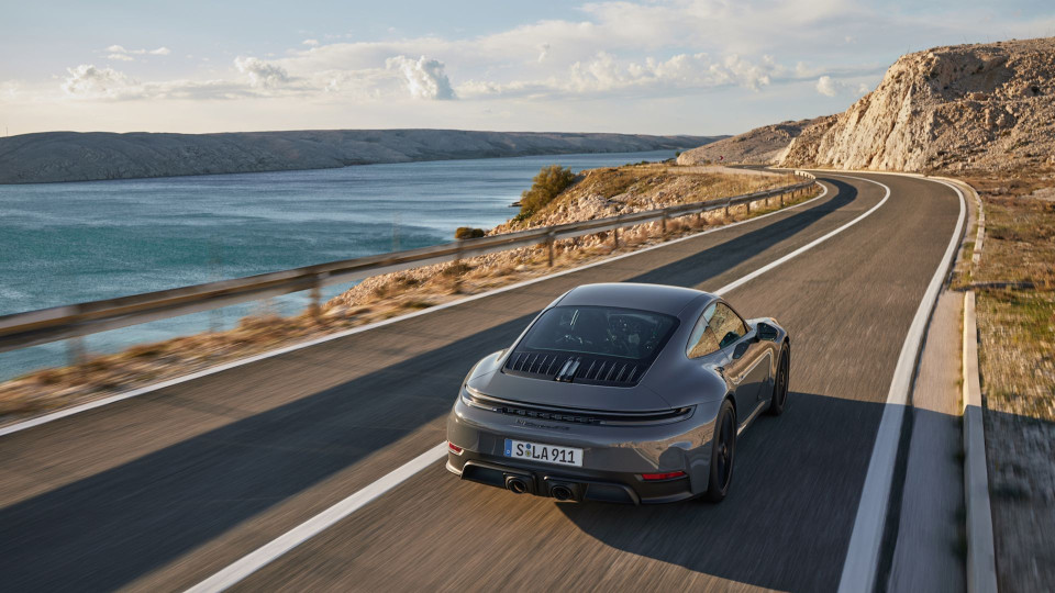 Novo Porsche 911 já tem preços em Portugal