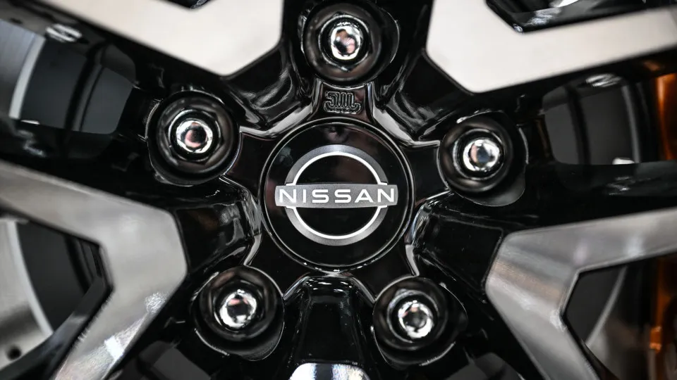 Nissan corta 9.000 postos de trabalho depois de quebra nas vendas