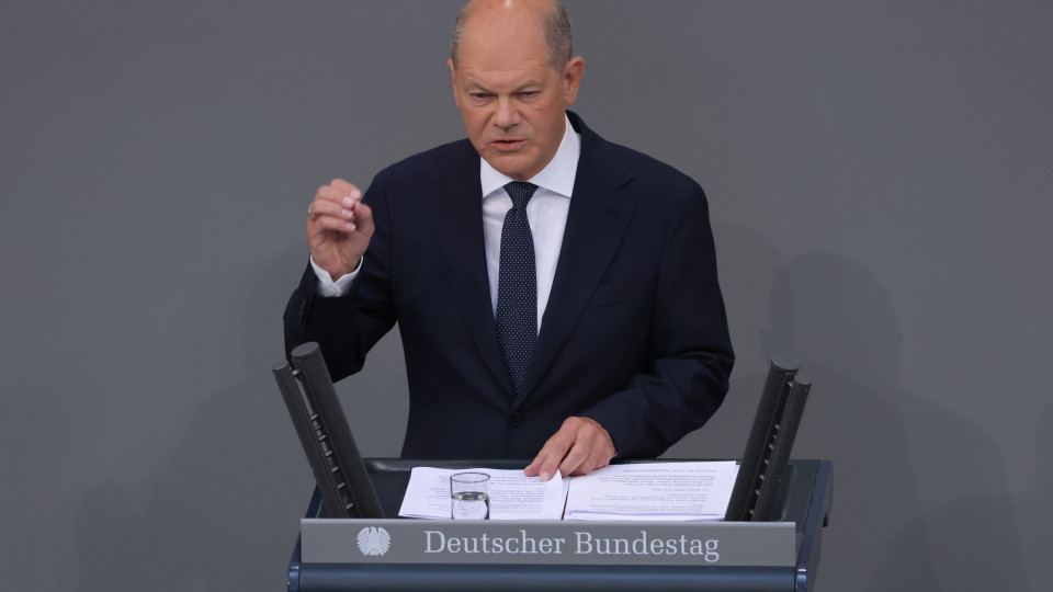 Chanceler alemão favorável à deportação de imigrantes que cometam crimes