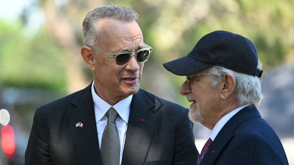 Tom Hanks e Steven Spielberg nas comemorações do Dia D 