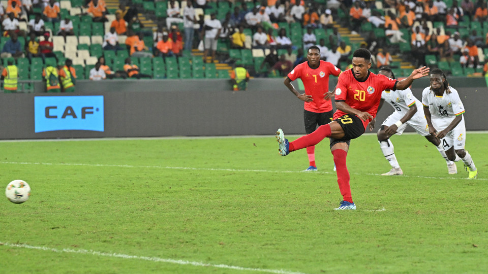 Catamo assiste e Moçambique vence na qualificação para o Mundial'2026