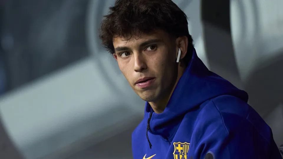Espanhóis revelam o grande defensor da continuidade de Félix no Barcelona