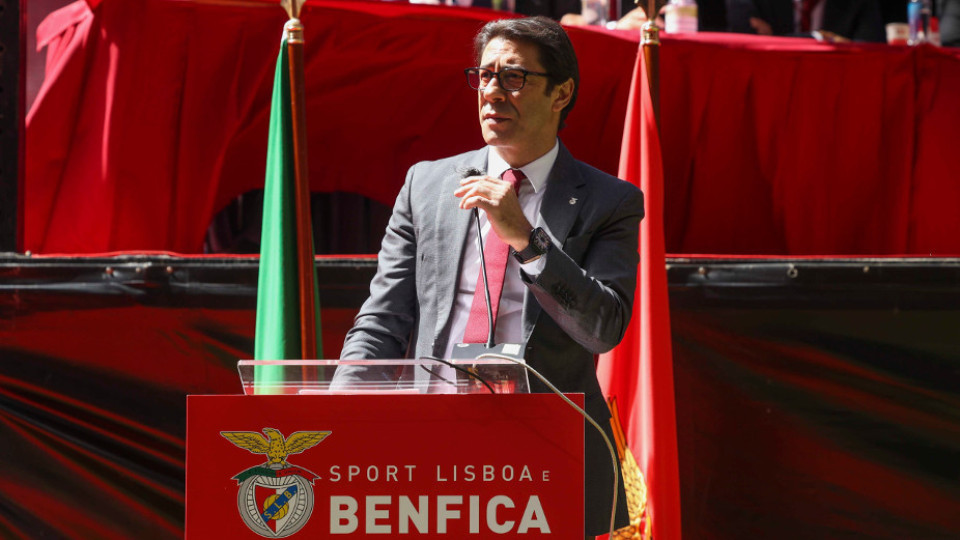 Rui Costa recusa preocupações com critérios da UEFA: "Sem risco..."