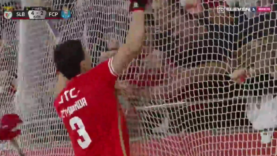 O golo que selou a goleada do Benfica ao FC Porto em hóquei em patins