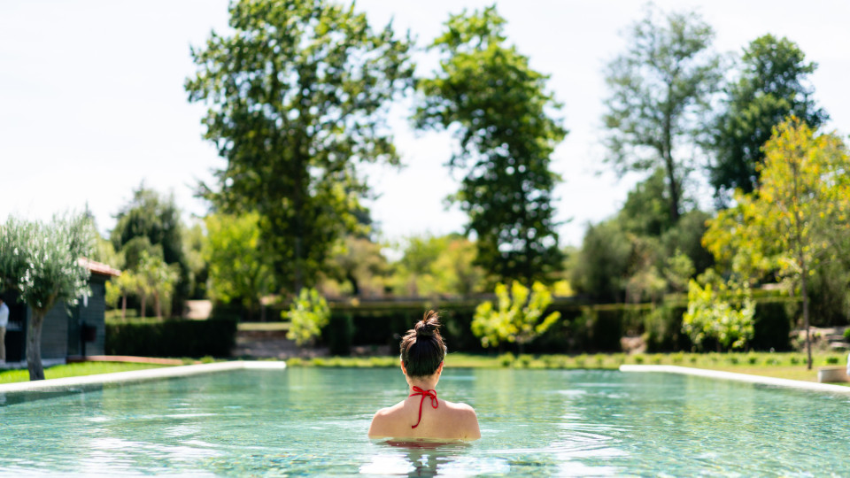 Olá, verão! Espreite estas 10 piscinas muito instagramáveis