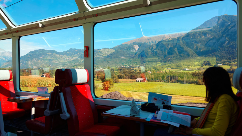 Estes cinco destinos na Europa são ideais para explorar de comboio