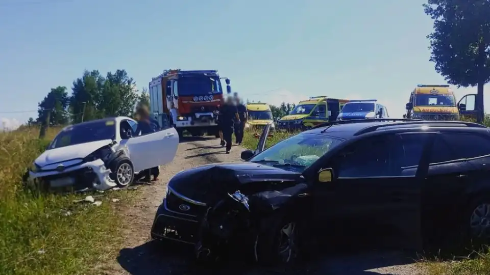 Sebastian Ogier sofre aparatoso acidente. Piloto do WRC no hospital