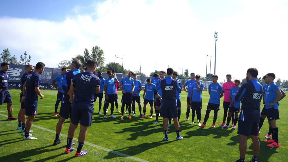FC Porto arrancou pré-época com os salários regularizados por Villas-Boas
