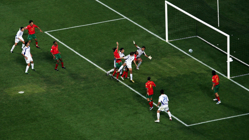 Impossível esquecer. Há 20 anos, Portugal perdia a final do Euro'2004