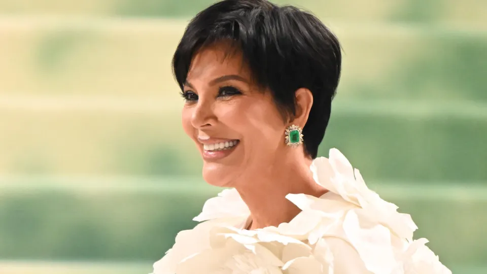 "Melhor amiga". Filhas dão os parabéns a Kris Jenner