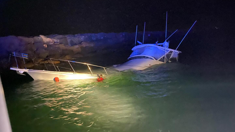Um morto e 10 feridos após barco a motor colidir com cais na Califórnia