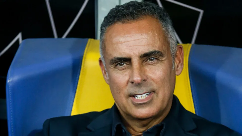 José Gomes entra a vencer no campeonato do Egito com penálti aos 90+9'