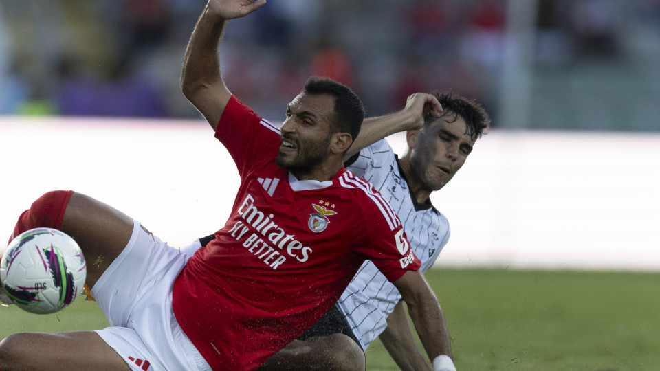 Benfica-Celta: Pavlidis protagonizou queda aparatosa... nas escadas