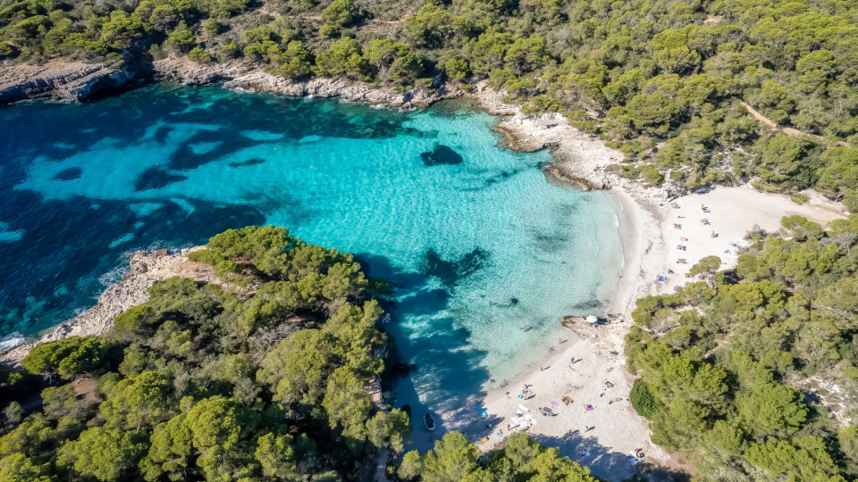 Espanha. O verão não pode acabar sem que dê um mergulho nestas 10 praias