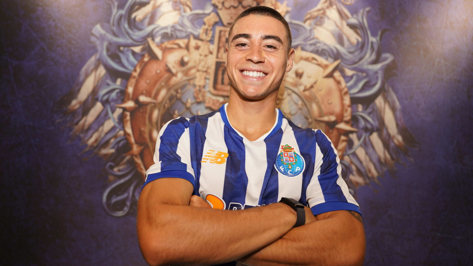 "Ouvir Jorge Costa a dizer que sou um jogador 'à FC Porto' é um orgulho"