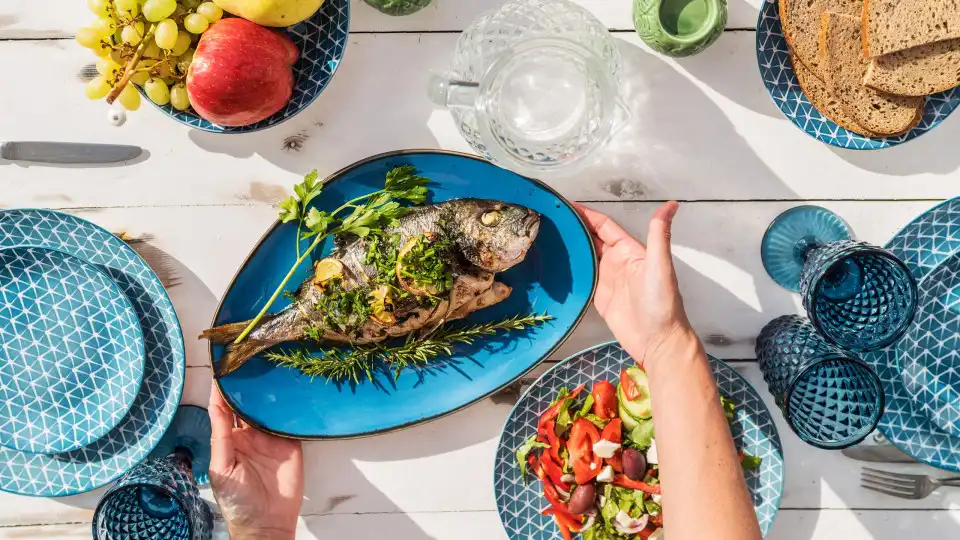 Especialistas revelam o que deve comer quando está ansioso