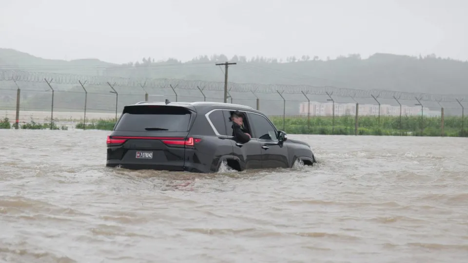 Coreia do Sul oferece ajuda humanitária à Coreia do Norte após cheias