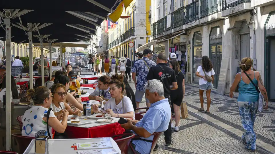 Confederação do Turismo pede alívio fiscal e incentivos a trabalhadores