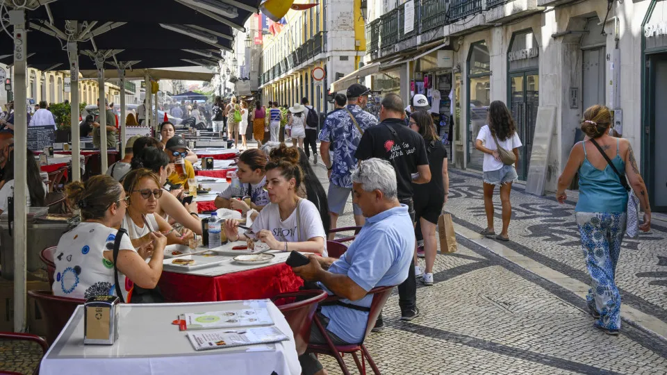 Famílias portuguesas com maior aumento do rendimento real na OCDE