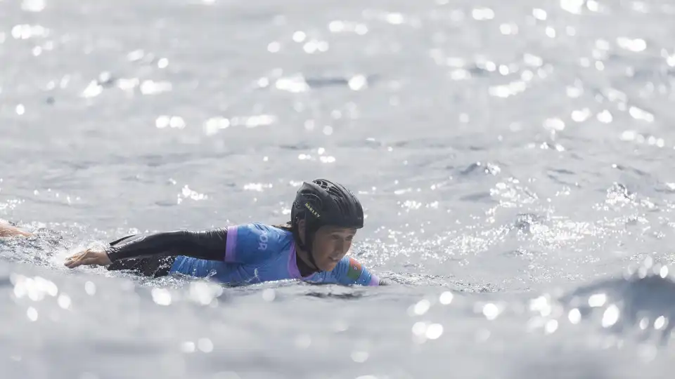 Yolanda Hopkins eliminada nos 'oitavos' da prova olímpica de surf