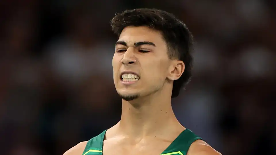 Gabriel Albuquerque termina em 5.º na final de trampolins em Paris'2024