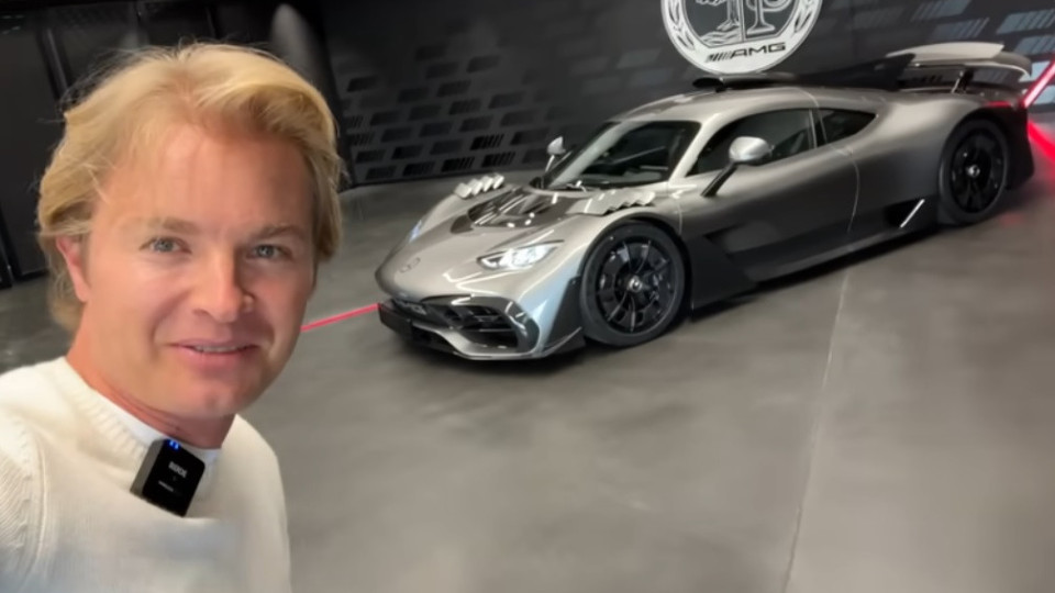 Nico Rosberg já foi buscar o seu Mercedes-AMG One (especial)