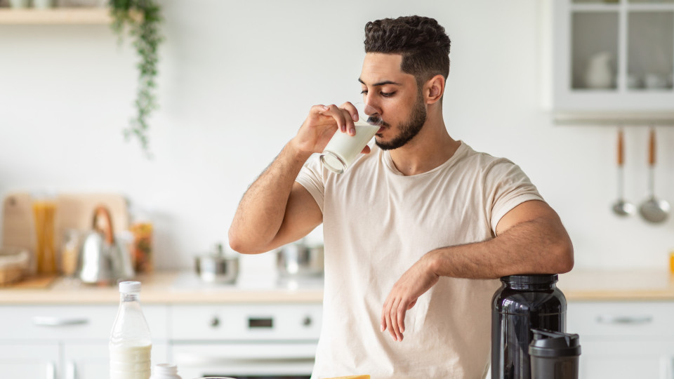 Nutricionista revela os quatro melhores alimentos para ganhar músculo