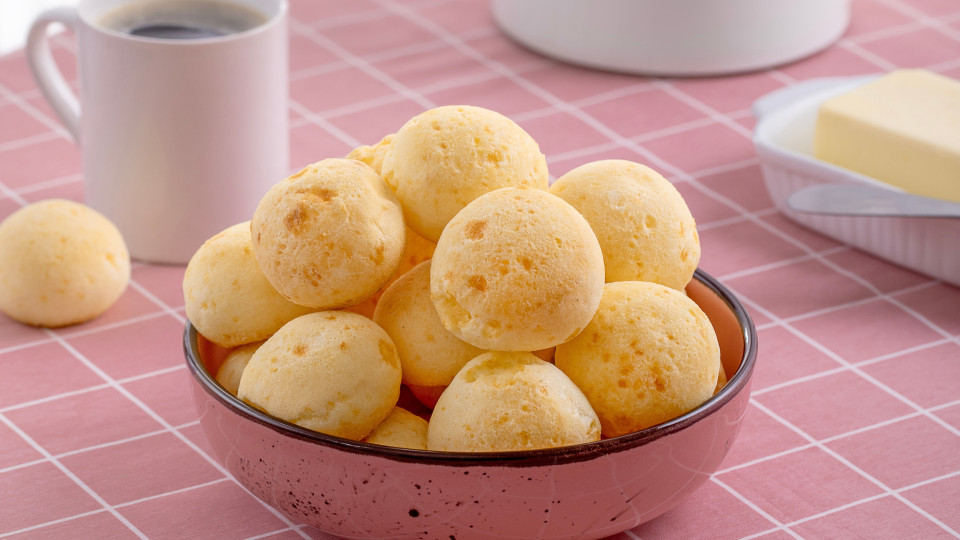 Saudáveis e fofos! Receita de pães de queijo para todas as horas do dia