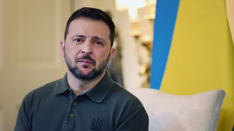 Zelensky anuncia mais financiamento para programa de mísseis do país