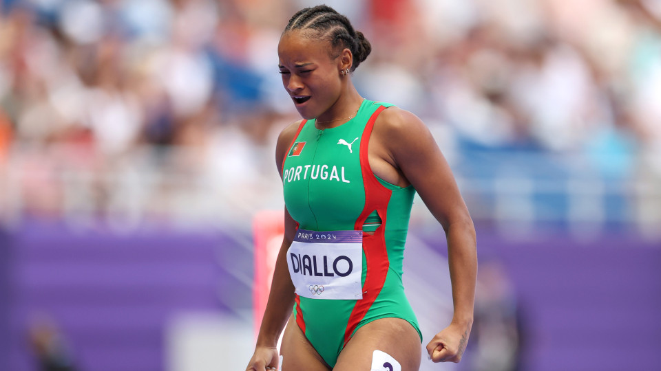 Fatoumata Diallo falha final dos 400m barreiras e cai nos Jogos Olímpicos