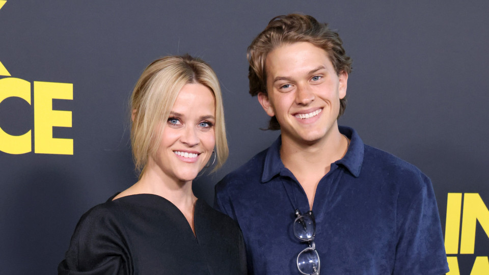 Reese Witherspoon e Deacon Phillippe. O momento de mãe e filho em evento