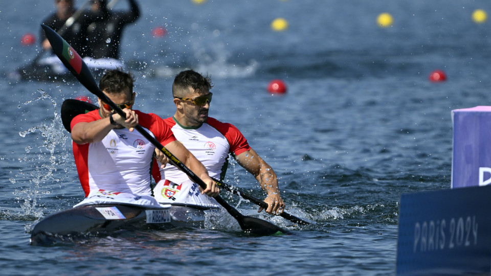 Messias Baptista e João Ribeiro falham por pouco medalha em K2 500m